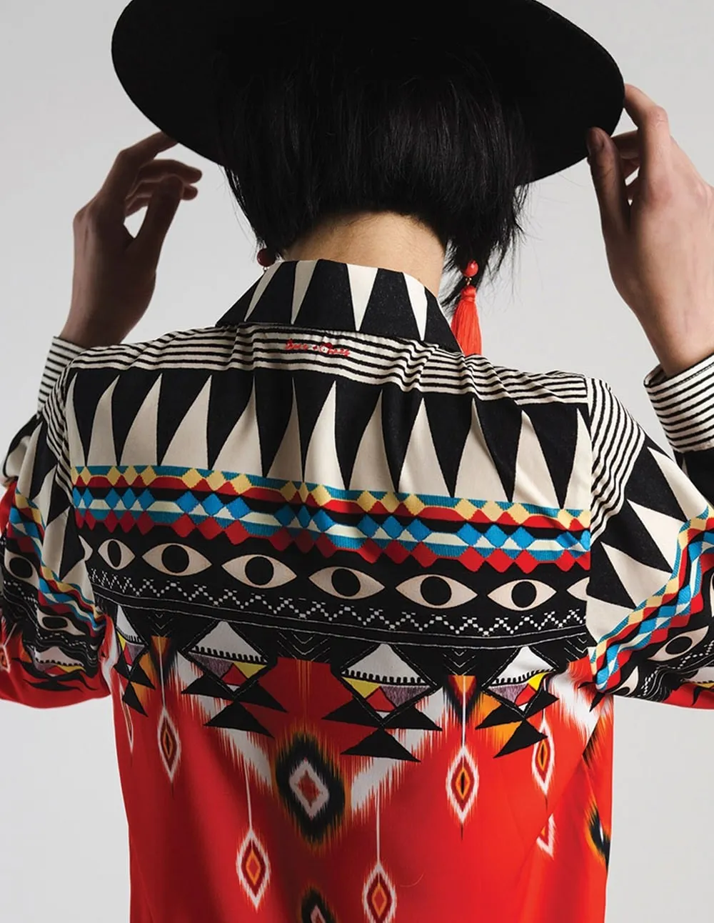 Camisa Peace and Chaos Santiago Estampada Multicolor Mujer