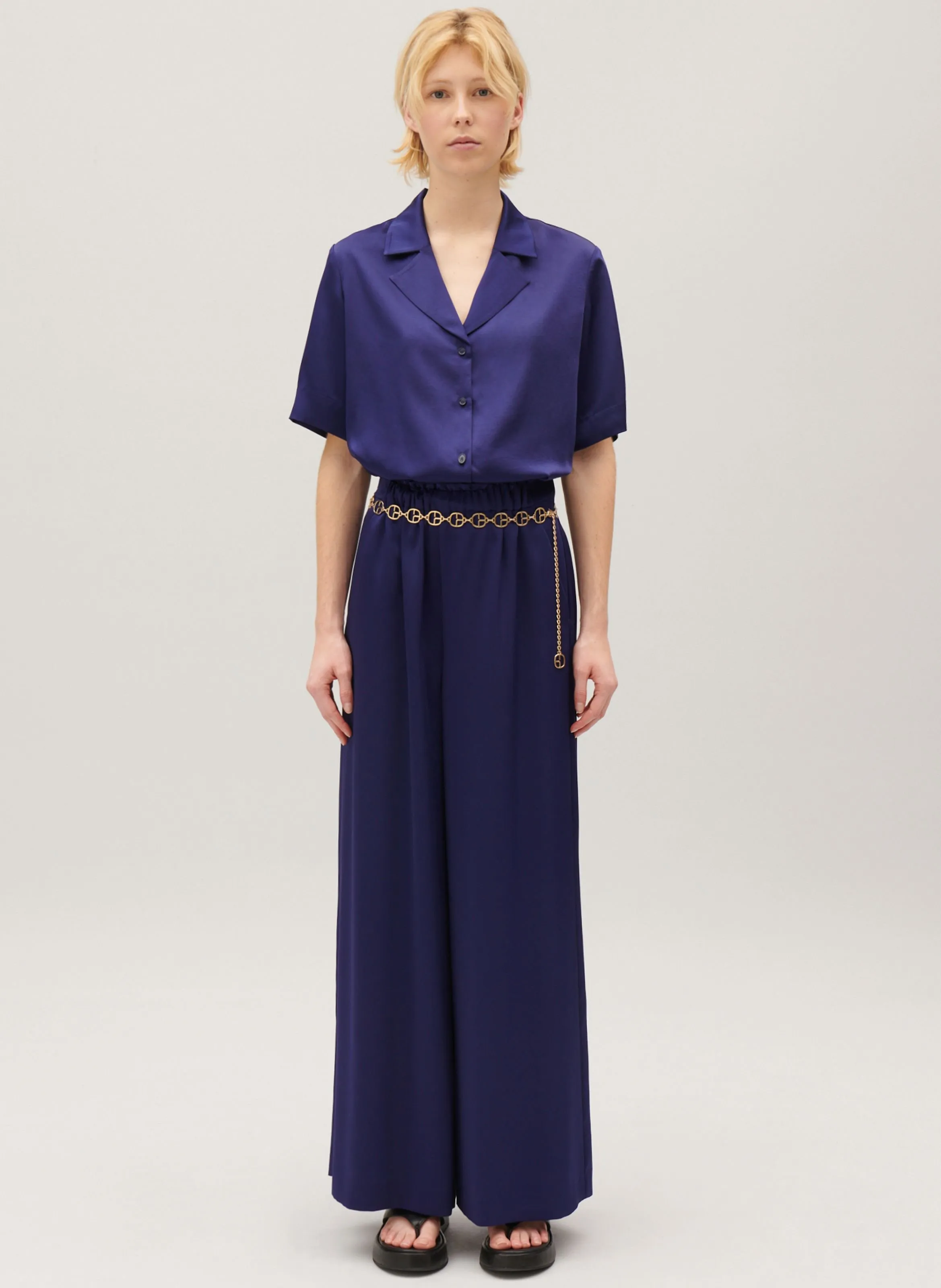 CHEMISE AMPLE MANCHES COURTES COL TAILLEUR AVEC OURLETS - CLAUDIE PIERLOT pour FEMME | Printemps